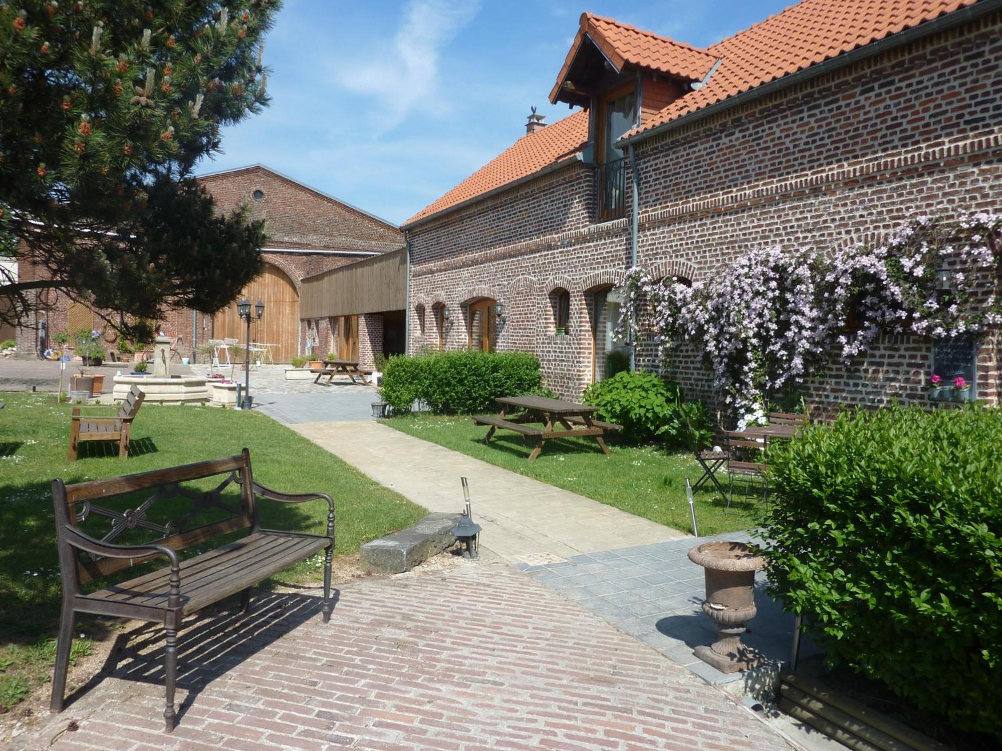 Ferme De Montecouvez Bed and Breakfast Crèvecoeur-sur-lʼEscaut Buitenkant foto
